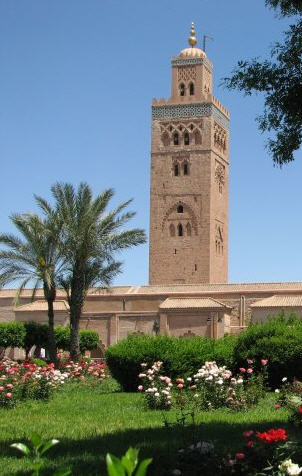 Location de voiture à Marrakech pour aller à la Koutoubia
